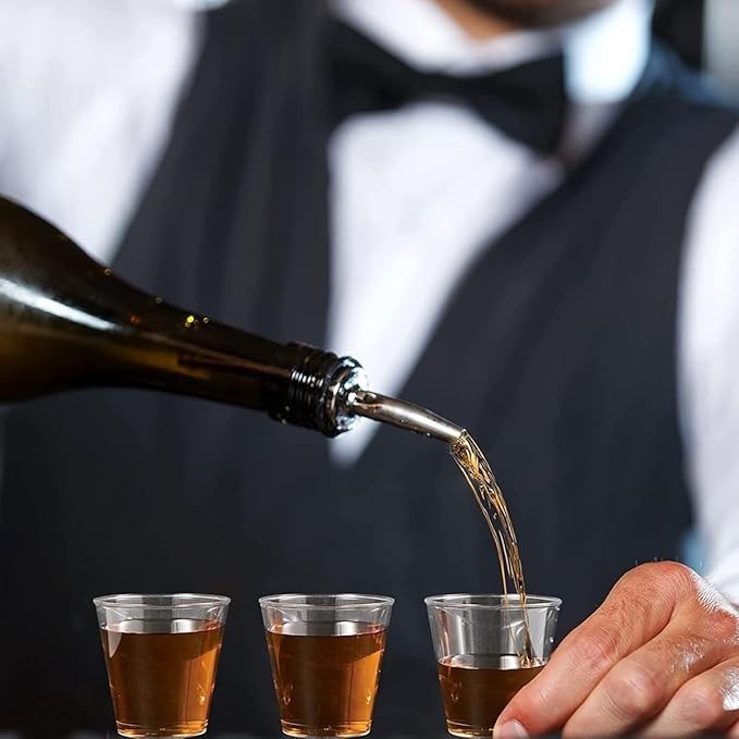 plastikowe kieliszki, kieliszki do shotów, kubki imprezowe,