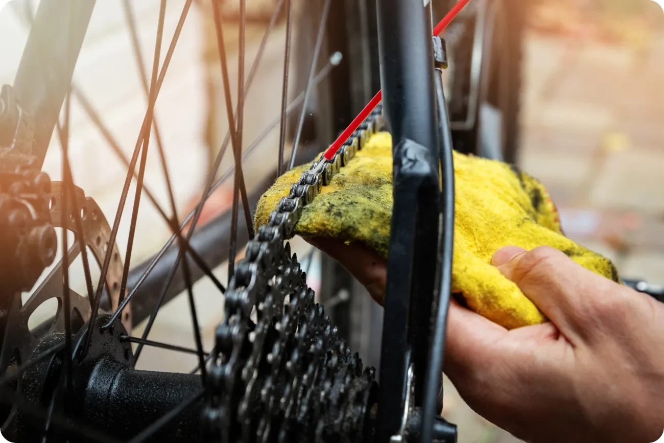 Profesjonalny smar rowerowy w aerozolu 500ml Bike Grease– chroni przed korozją, eliminuje tarcie i zapewnia płynną pracę łańcucha